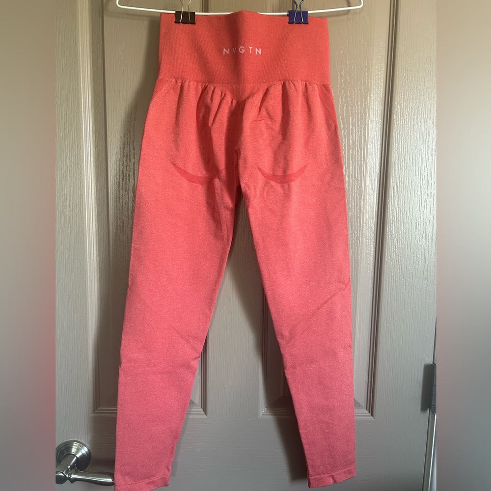 NVGTN Contour Legging - Candy Apple